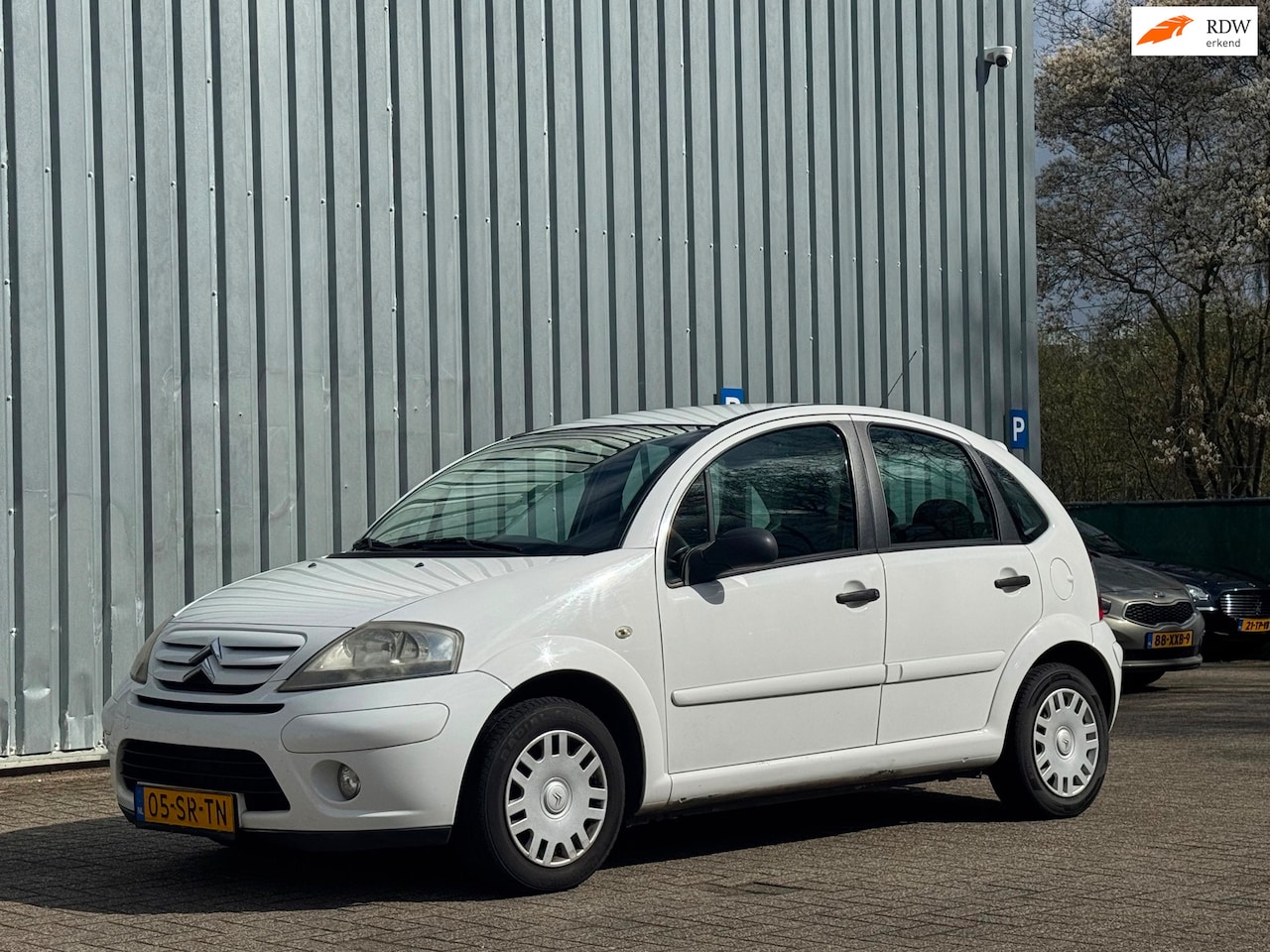 Citroën C3 - 1.4i Sky Radio / 5drs / Airco / Trekhaak - AutoWereld.nl