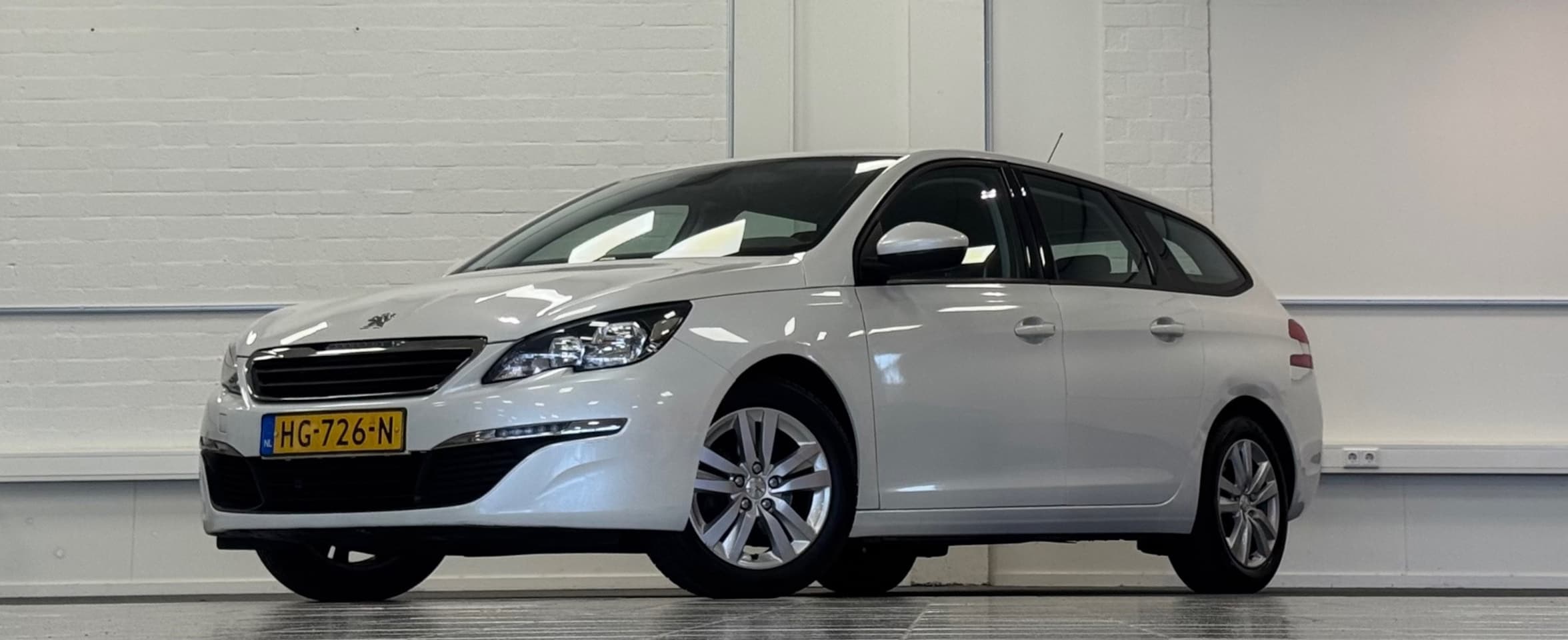 Peugeot 308 SW - 1.6 BlueHDI Blue Lease Pack 2e Eigenaar - AutoWereld.nl