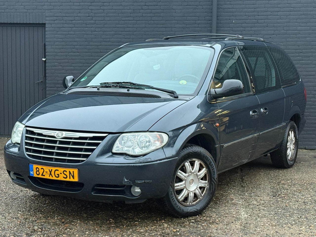 Chrysler Grand Voyager - 3.3i V6 Limited AIRCO | CRUISE | ELEK RAMEN | LEDER | NWE APK - AutoWereld.nl