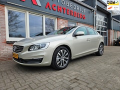 Volvo S60 - 1.5 T3 Polar+ Dynamic Automaat Leer Camera Dealer Onderhouden Mooie/Nette Auto