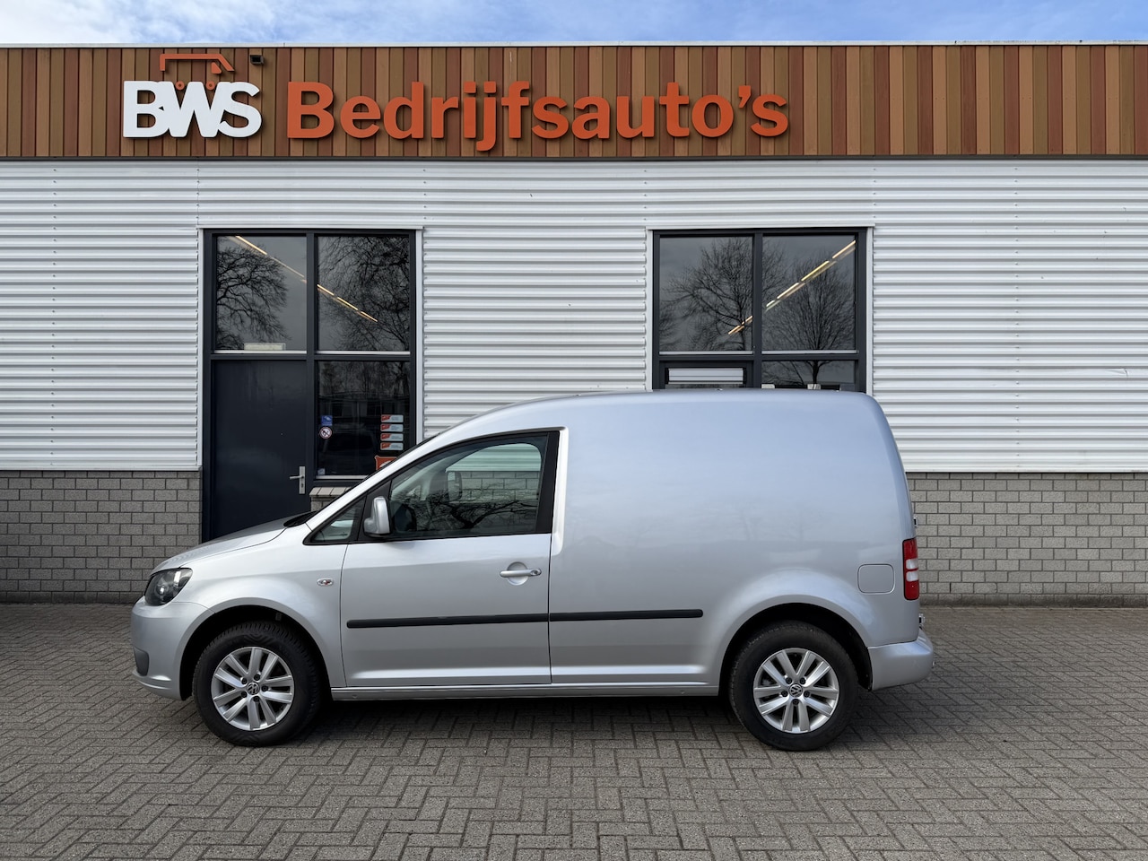 Volkswagen Caddy - 1.6 TDI / te koop zo mee € 5.950 ex btw / airco / cruise control / pdc achter / half leer - AutoWereld.nl
