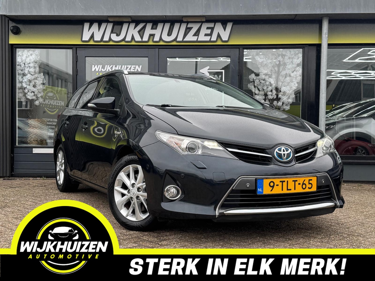 Toyota Auris Touring Sports - 1.8 Hybrid Lease+ met Panorama dak !!! Climate !!! Navigatie !!! - AutoWereld.nl