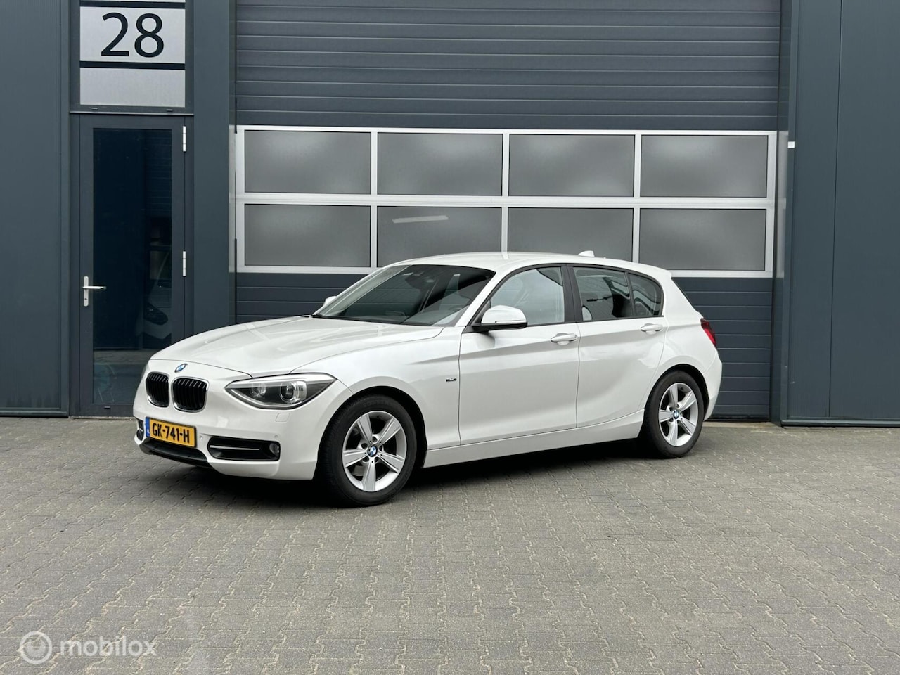 BMW 1-serie - 118i Koopje! LEES beschrijving - AutoWereld.nl
