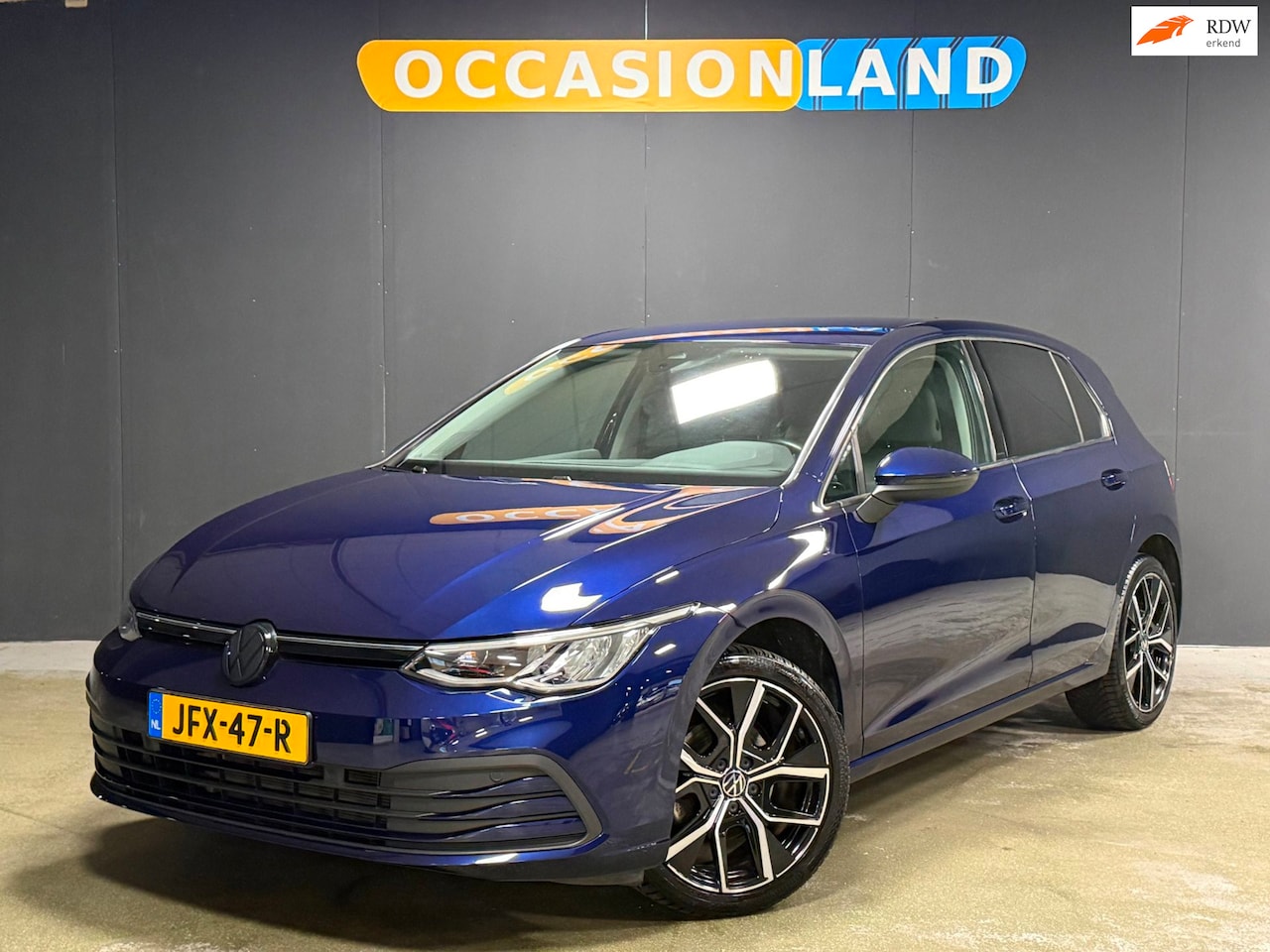 Volkswagen Golf - 1.5 eTSI Life Business|LED|SFEER|ACC|STUURV|STOELV|18INCH| - AutoWereld.nl