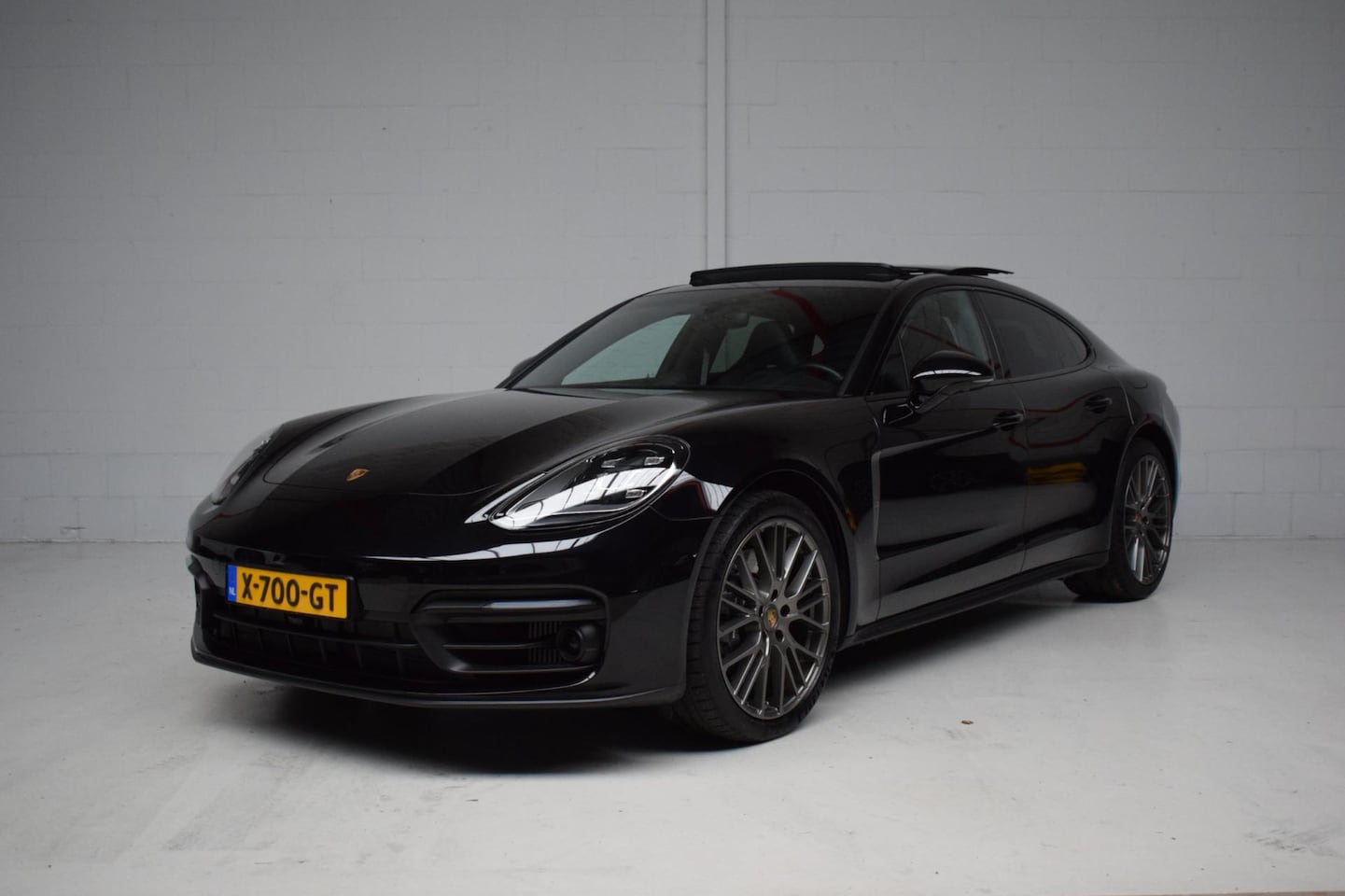 Porsche Panamera - 2.9 4 E-Hybrid Platinum Edition ORG.NED / NAP / DEALER-ONDERHOUDEN / PANORAMADAK / SPORT C - AutoWereld.nl