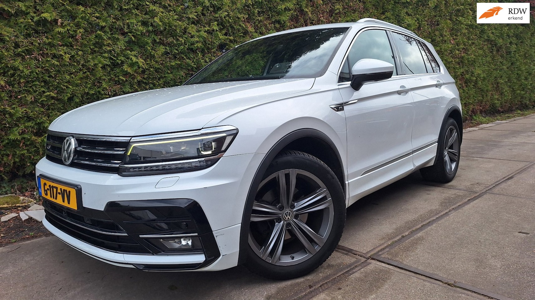 Volkswagen Tiguan - 2.0 TDI Comfortline Business R 2.0 TDI Comfortline Business R - AutoWereld.nl