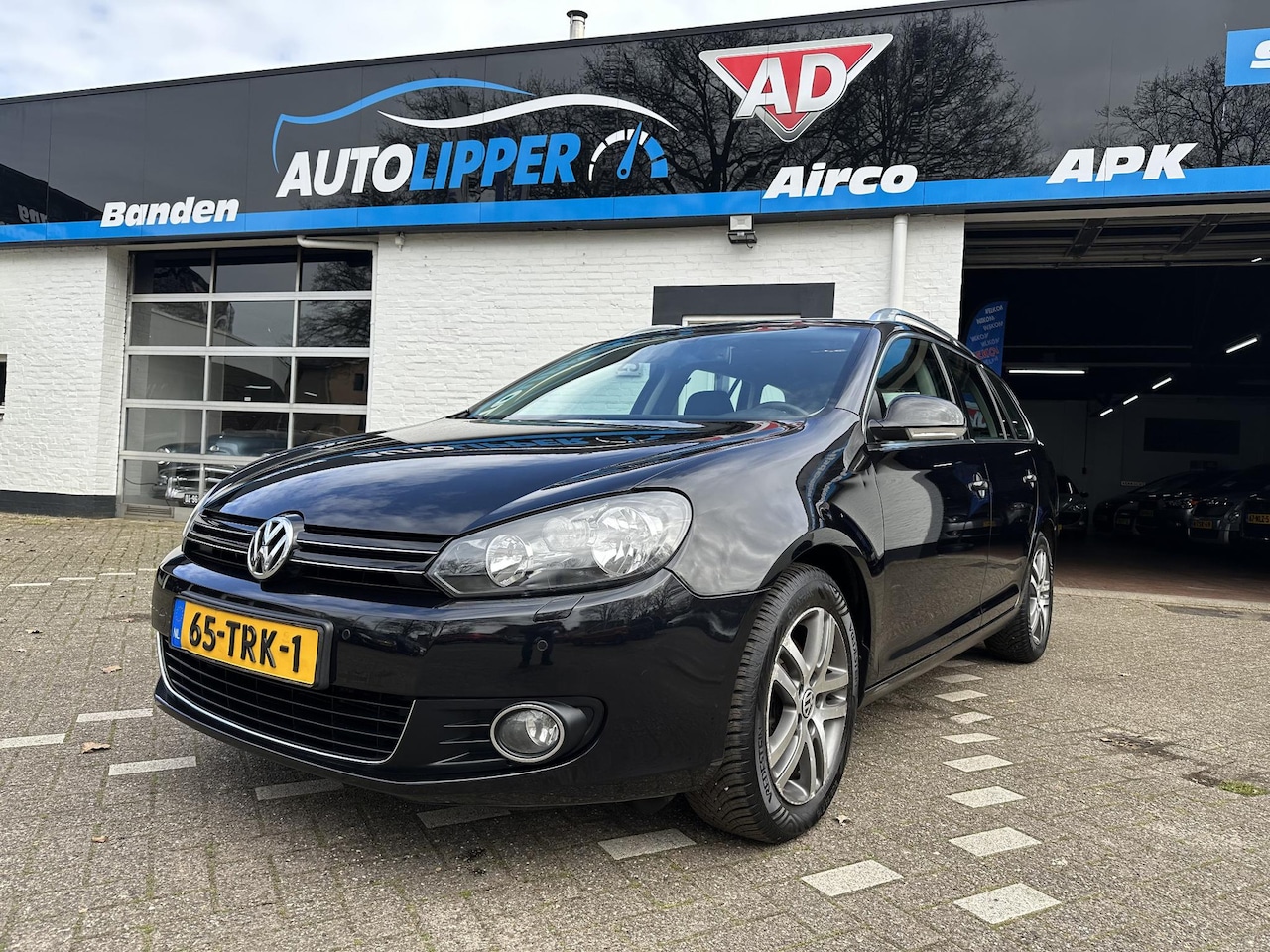 Volkswagen Golf Variant - 1.4 TSI Highline /Automaat/Nieuwe apk bij aflevering/Navi/Lm velgen/All season banden/trek - AutoWereld.nl