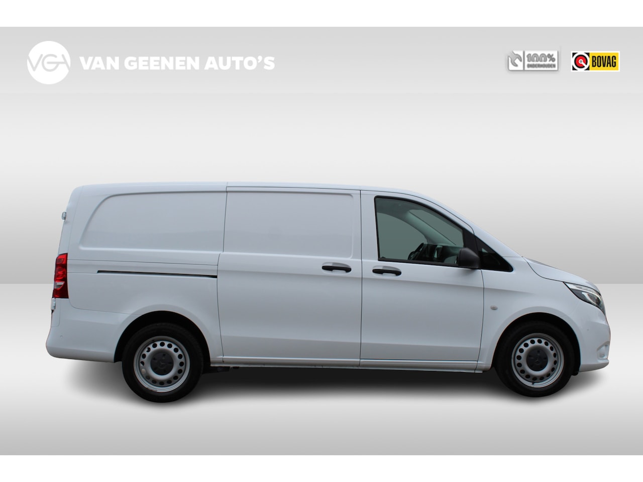 Mercedes-Benz Vito - 114 CDI 136Pk Automaat | LED | Trekhaak | Leder - AutoWereld.nl