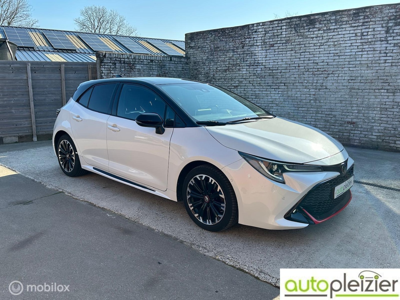 Toyota Corolla - 2.0 Hybrid GR-Sport|CLIMA|CARPLAY|BOVAG| - AutoWereld.nl