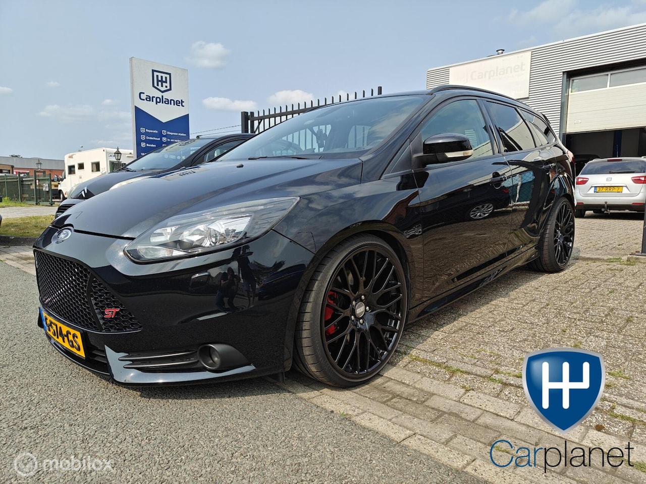 Ford Focus Wagon - 2.0 EcoBoost ST-3 2e eigenaar 280pk - AutoWereld.nl