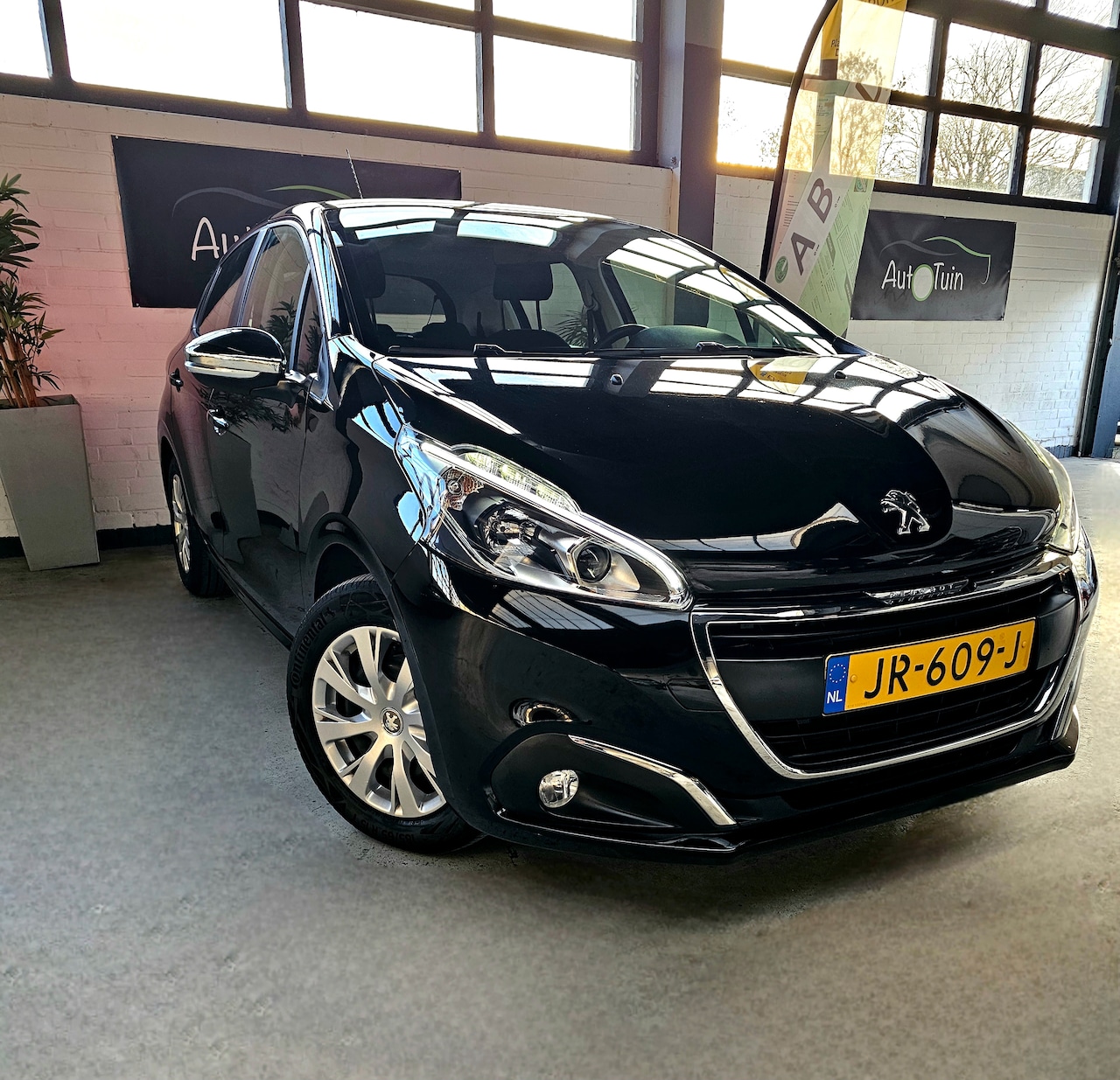 Peugeot 208 - 1.2 PureTech Blue Lion Peugeot 208 (1.2 pureTech) Blue Lion 46,179 km ✅️ Nap De eerste eigenaar 1 Deze Originele - AutoWereld.nl