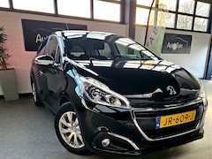 Peugeot 208 - 1.2 PureTech Blue Lion Peugeot 208 (1.2 pureTech) Blue Lion 46,179 km ✅️ Nap De eerste eigenaar 1 Deze Originele