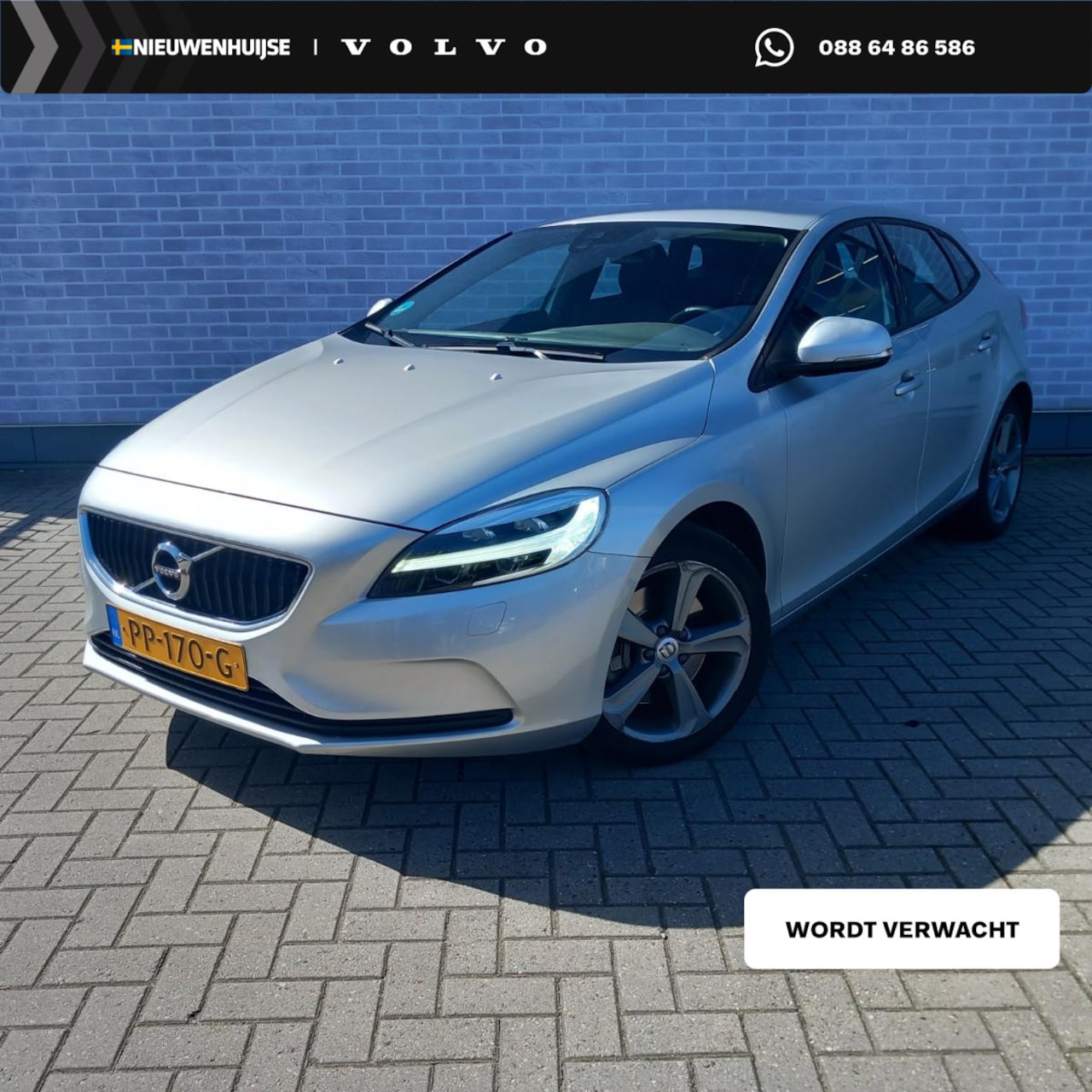 Volvo V40 - 1.5 T3 Nordic+ | Navigatie | Stoelverwarming | Verwarmde Voorruit | LED | Parkeersensoren - AutoWereld.nl