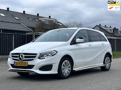 Mercedes-Benz B-klasse - 220 d Ambition Automaat*1e Eigenaar*Cruise*Airco*NAP*Parkeersensoren