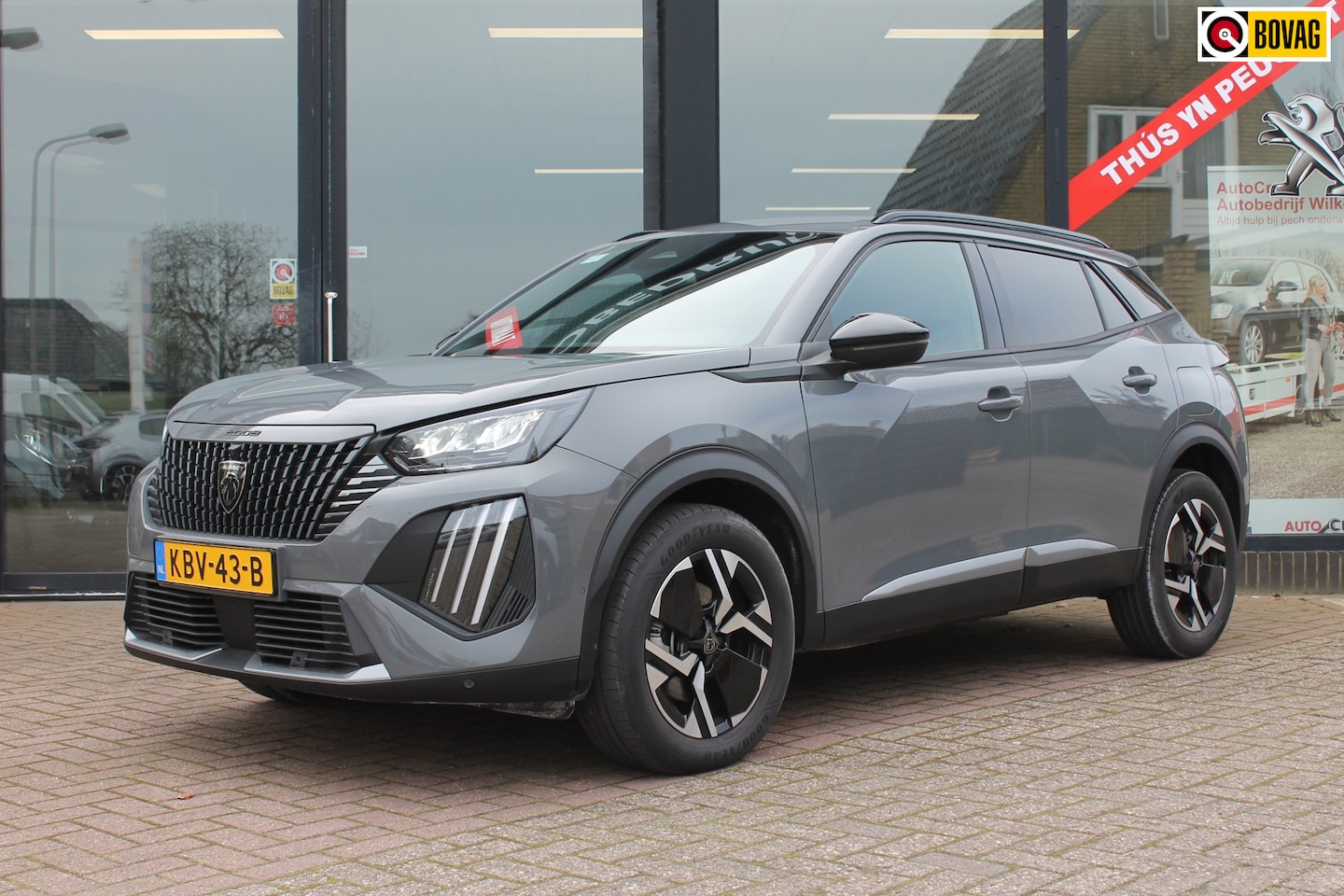 Peugeot 2008 - 1.2 Hybrid 145 Allure 2x camera/Navi/Adaptive cruise! - AutoWereld.nl