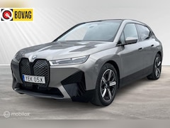 BMW iX - xDrive40 Sport Edition 77 kWh, Laser, pano, trekhaak