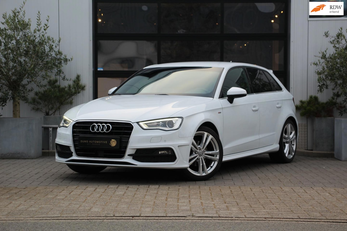 Audi A3 Sportback - 1.4 TFSI ACT S line Sportpakket ultra - S-LINE - NAVI - ACC - PDC RONDOM - LEDER - XENON - - AutoWereld.nl
