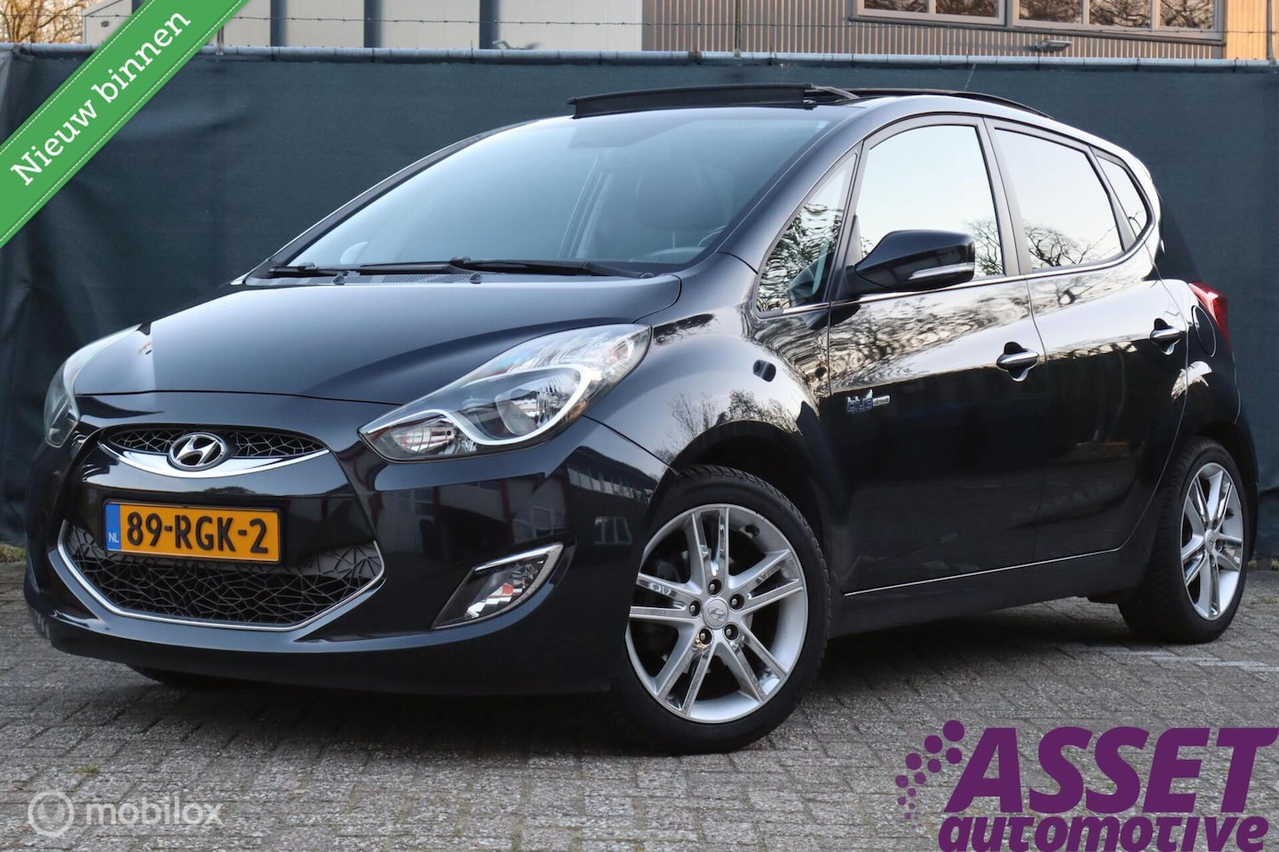Hyundai ix20 - 1.6i i-Catcher | panoramadak | leer | camera - AutoWereld.nl
