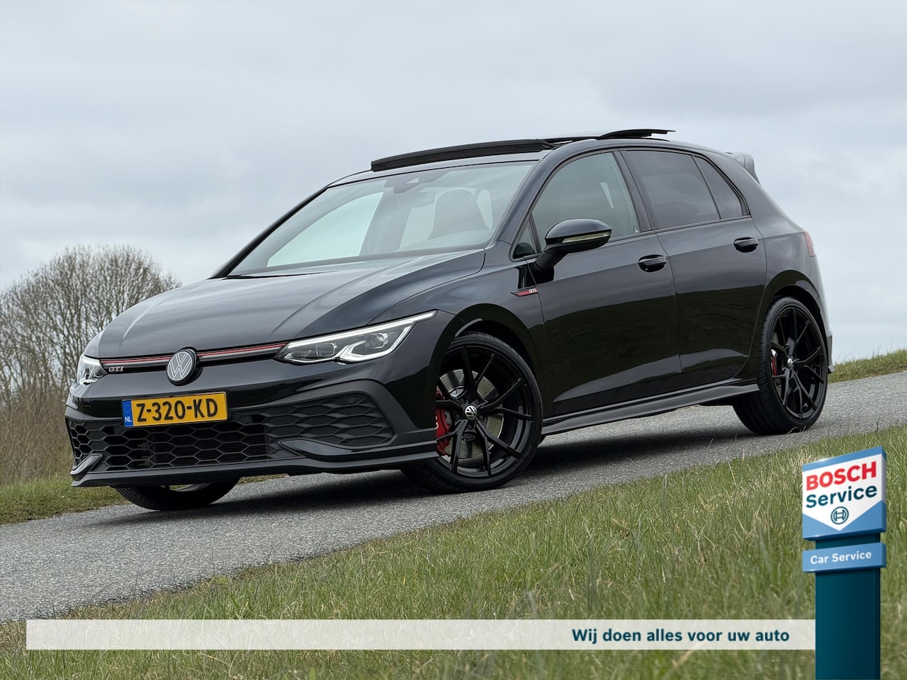 Volkswagen Golf - 8 2.0 TSI GTI Clubsport 300PK / Pano / IQ Light / Sfeer verlichting / Virtual Cockpit / Dc - AutoWereld.nl