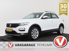 Volkswagen T-Roc - 1.5 TSI Style | Trekhaak | Org NL | CarPlay | 150 PK | Navigatie |