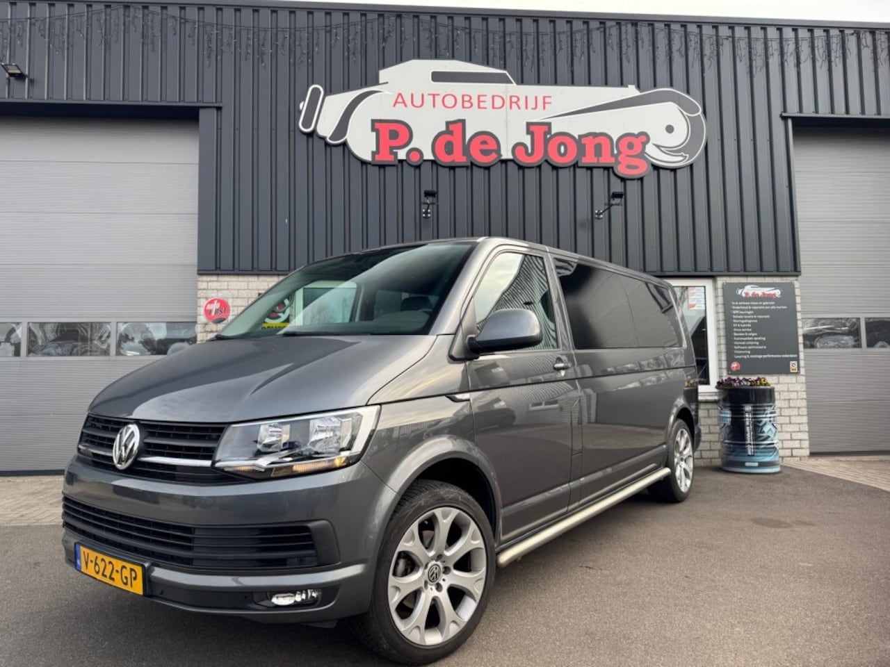 Volkswagen Transporter - 2.0 TDI L2H1 Dubbelcabine Euro 6 Voorruitverwarming Leder Goed onderhouden - AutoWereld.nl