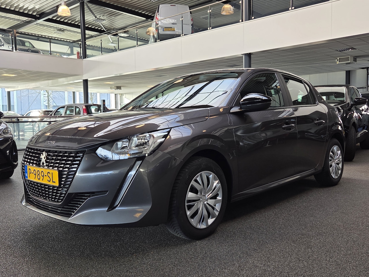 Peugeot 208 - 1.2 PureTech Active / Carplay - AutoWereld.nl