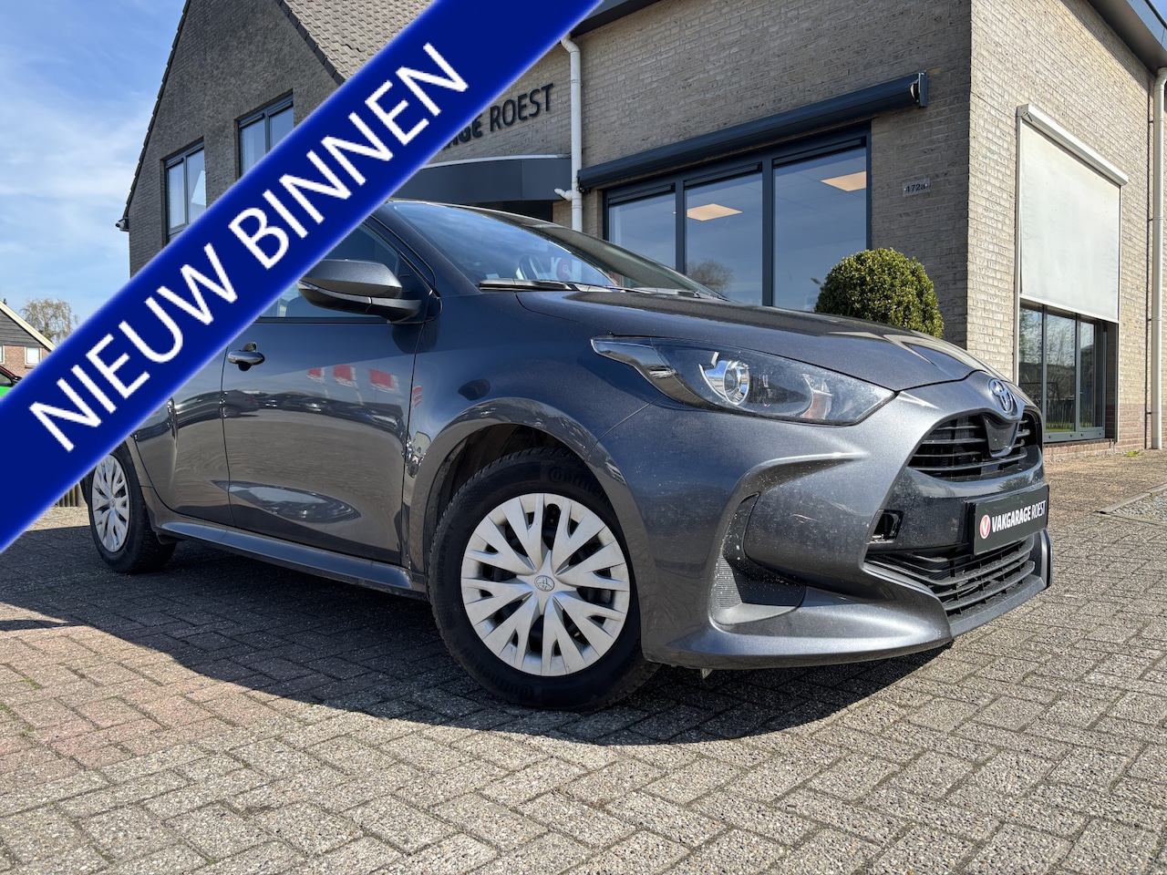 Toyota Yaris - 1.5 Hybrid Automaat Comfort Camera / Carplay / Adap. Cruise Control - AutoWereld.nl