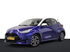 Toyota Yaris - 1.5 Hybrid Style | PDC | Head-up | Dodehoek | Draadloos laden