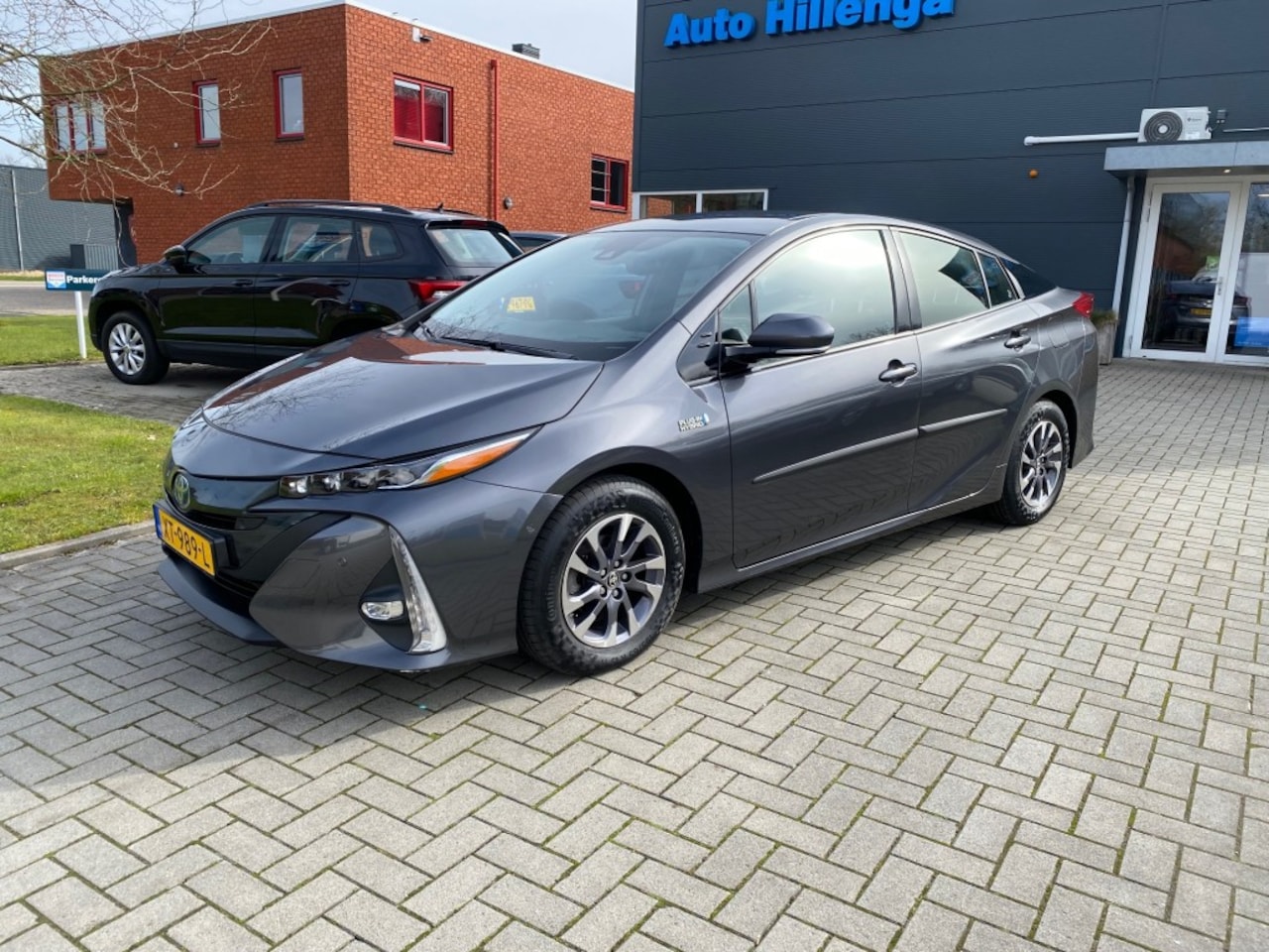 Toyota Prius - 1.8 PLUG-IN EXEC. - AutoWereld.nl