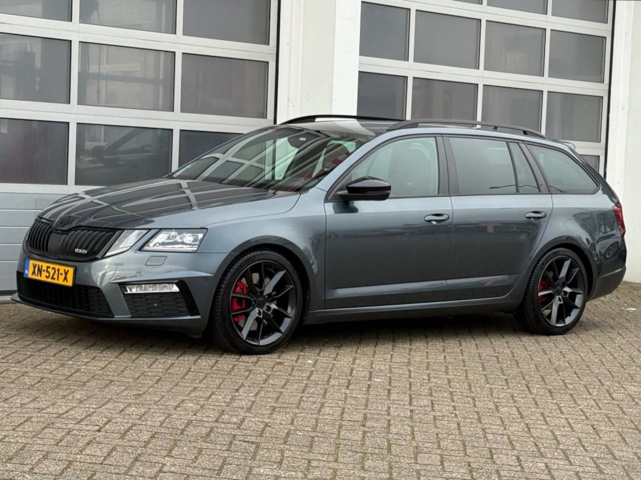 Skoda Octavia - 2.0 TSI 245PK RS Aut. Navi Camera Trekhaak Keurige auto! - AutoWereld.nl