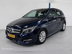 Mercedes-Benz B-klasse - 180 Ambition NL-AUTO / LED / AUTOMAAT / NAVI