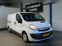 Opel Vivaro - 2.5 CDTI L2H1 146PK - N.A.P. Airco, Navi, Trekhaak