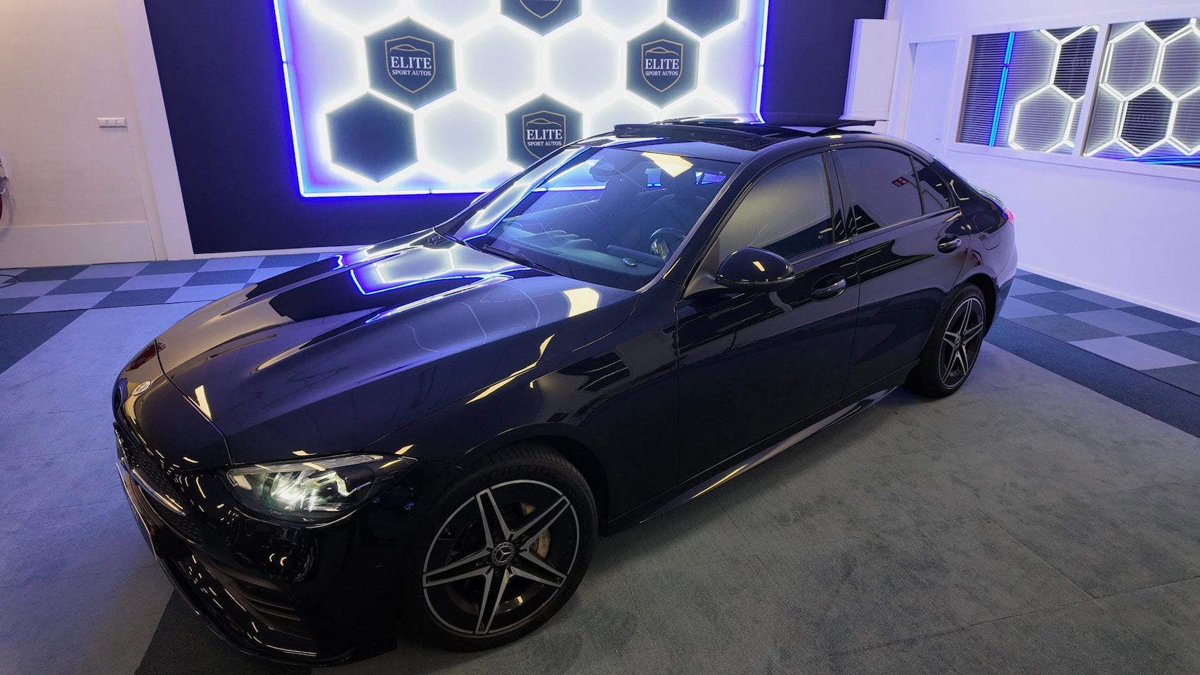 Mercedes-Benz C-klasse - 300 e AMG Line 300 e AMG Line - AutoWereld.nl