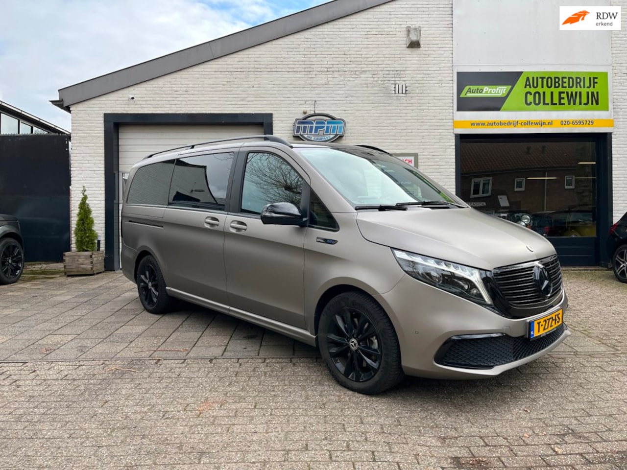 Mercedes-Benz EQV - 300 L2 Avantgarde 90 kWh 300 L2 Avantgarde 90 kWh - AutoWereld.nl