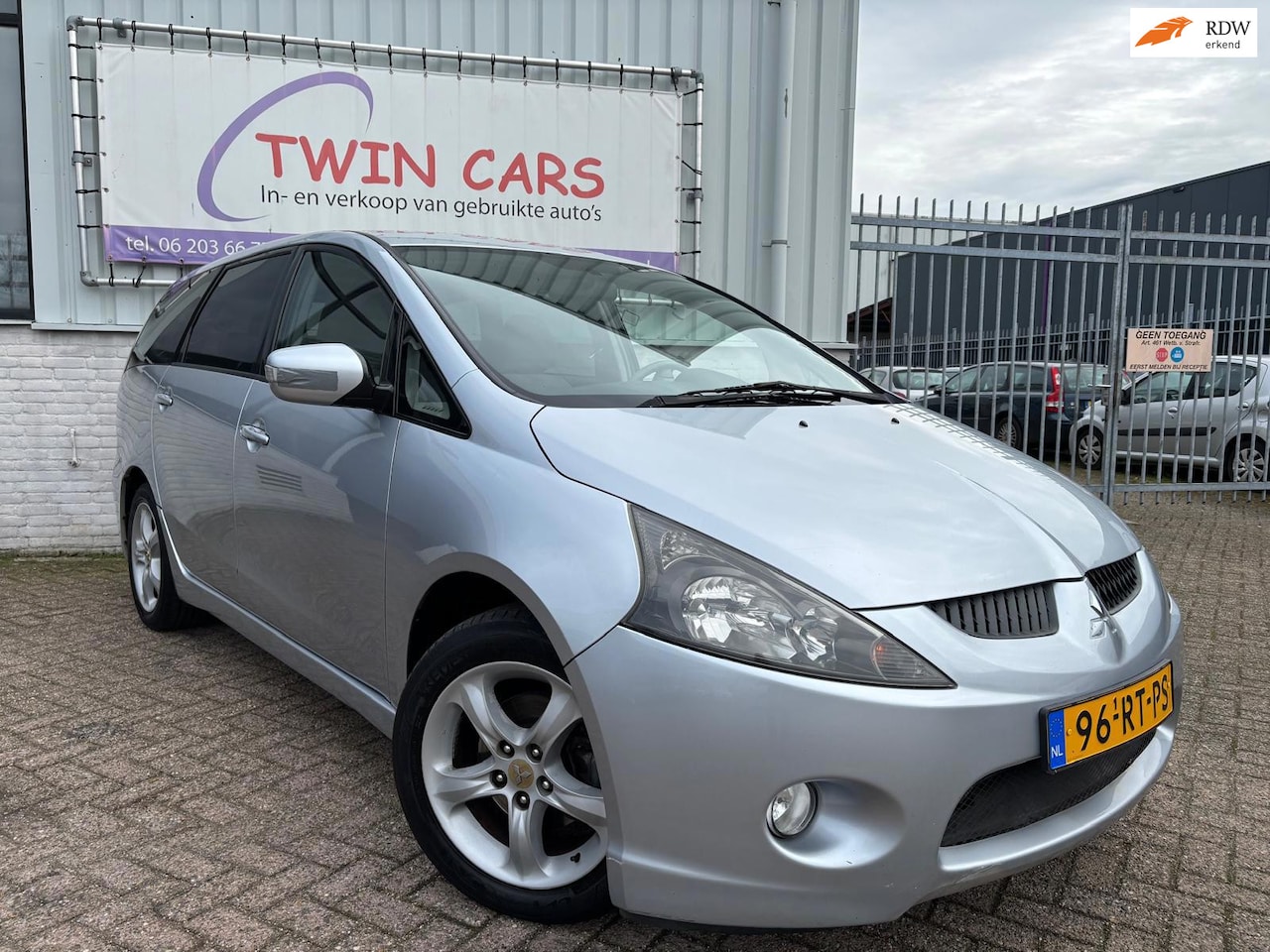 Mitsubishi Grandis - 2.4-16V Intense 6p. Airco Automaat - AutoWereld.nl