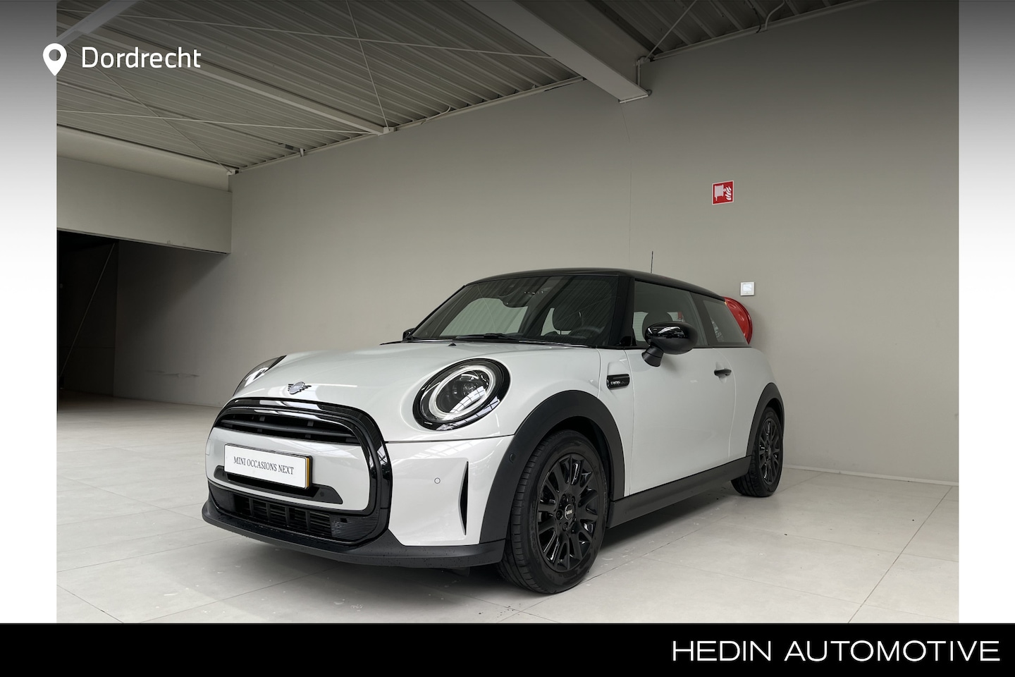 MINI Cooper - 3-deurs 1.5 Camden Plus Edition | Panorama | Head-Up | Piano Black Exterieur | Harman Kard - AutoWereld.nl
