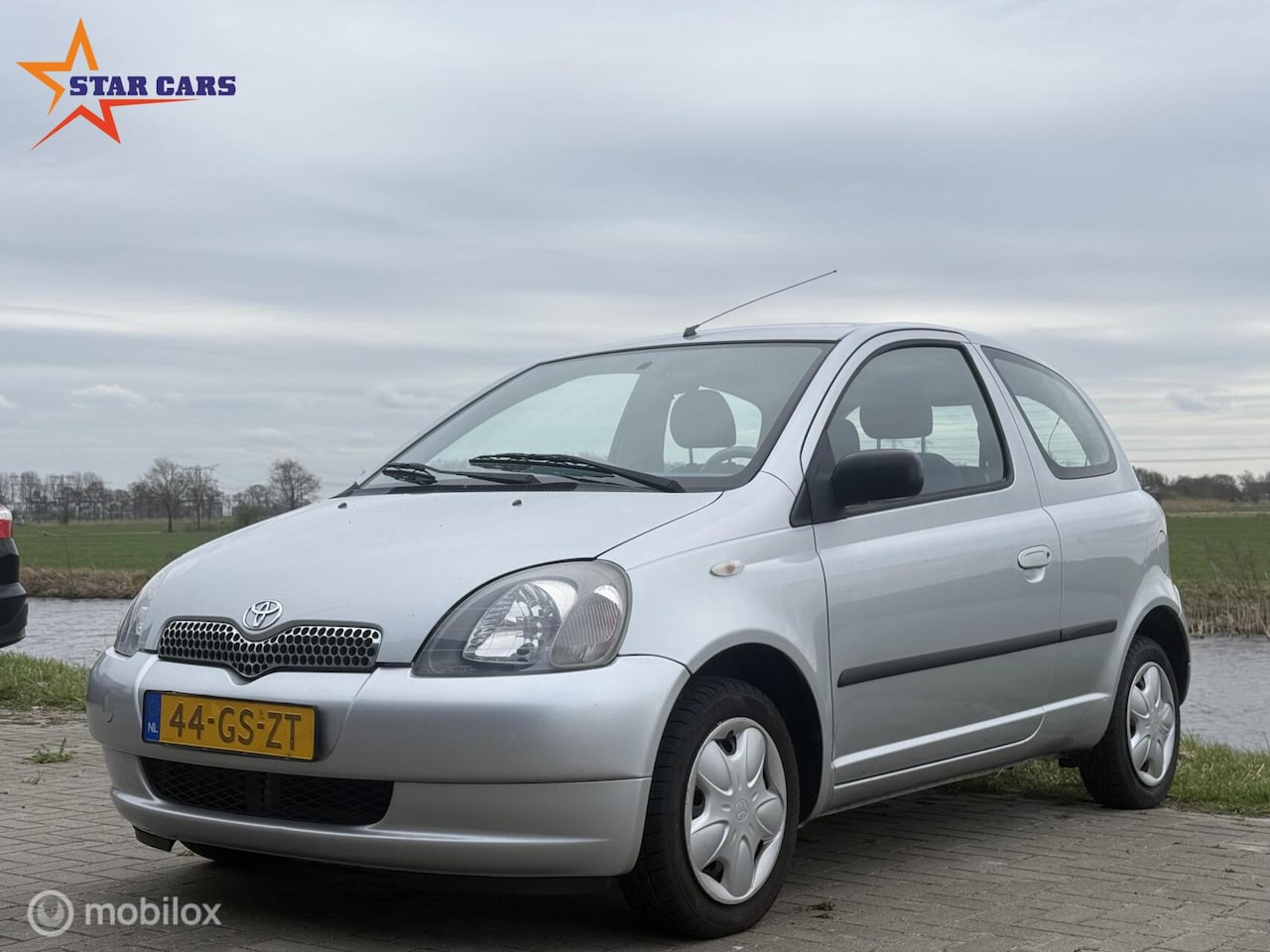 Toyota Yaris - 1.3-16V VVT-i Sol| AUTOMAAT| APK| Onderhouden - AutoWereld.nl