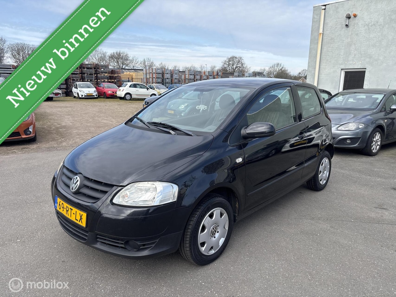 Volkswagen Fox - 1.2 Trendline 1.2 Trendline Nieuwe apk - AutoWereld.nl