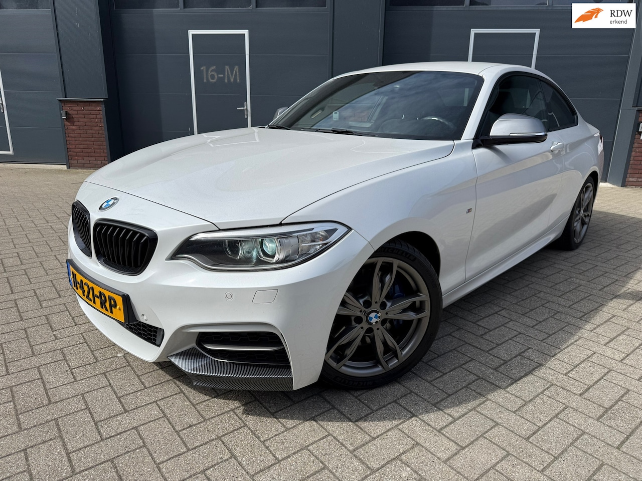 BMW 2-serie Coupé - M235i High Executive NIEUWSTAAT!!/CANDY WHITE/ALCANTARA/120 DKM/ZEER MOOIE AUTO/INRUIL & F - AutoWereld.nl