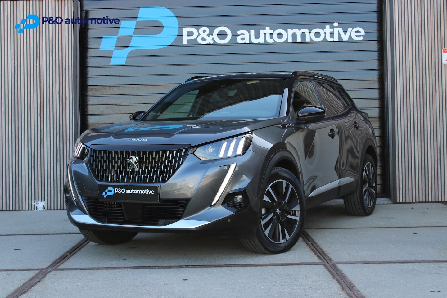 Peugeot 2008 - 1.2 PureTech GT Stoelverwar. | ACC | Keyless - AutoWereld.nl