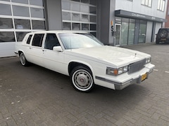 Cadillac Fleetwood Brougham - 4.0 V8 / BELASTINGVRIJ / GEREVISEERDE AUTOMAAT