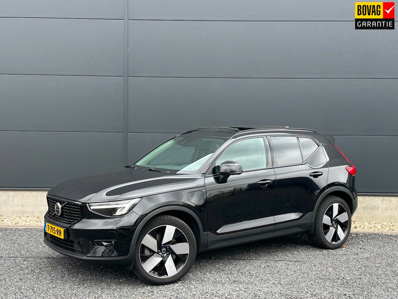 Volvo XC40 - 1.5 T4 Plug-in hybrid Ultimate Bright Pano | Leder | Stuur\stoel verw. - AutoWereld.nl