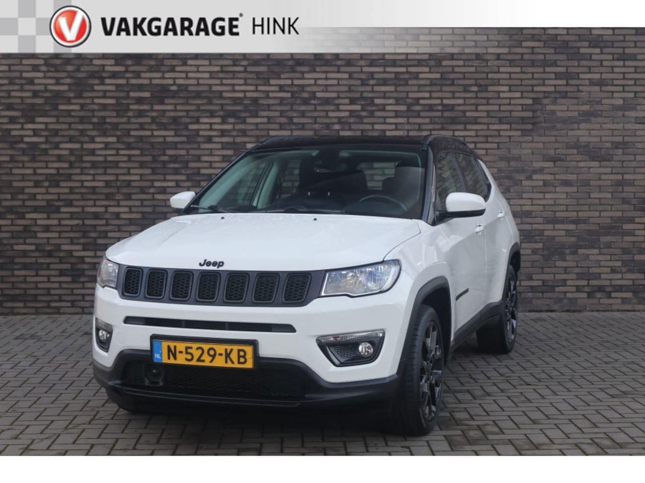 Jeep Compass - 1.3T Night Eagle Liberty Edition 1.3T Night Eagle Liberty Edition - AutoWereld.nl