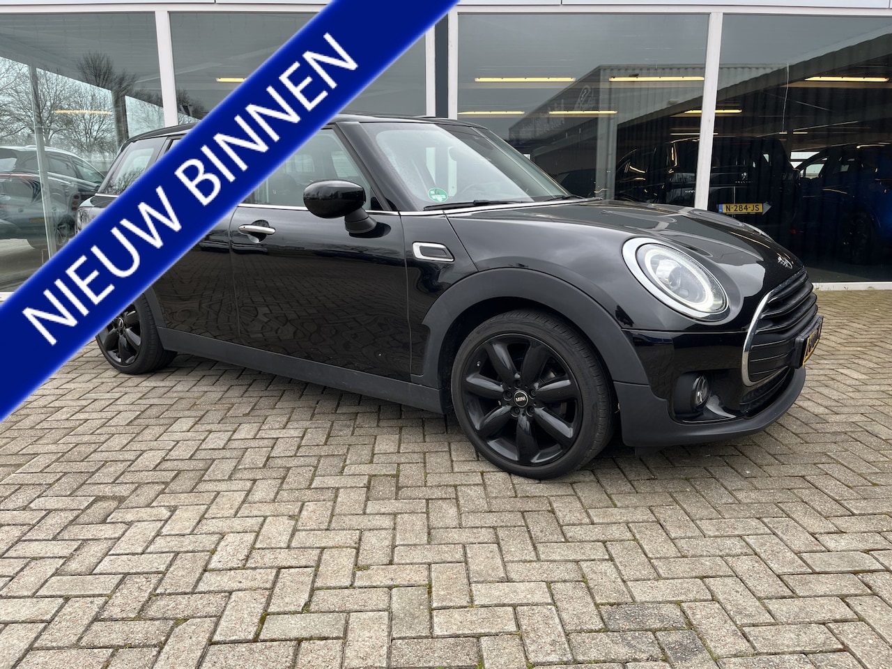MINI Clubman - Mini 1.5 One John Cooper Works Leer / Lmv / Cruise / Sportstoelen / Schuif-kantel / Led - AutoWereld.nl