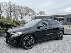 Mercedes-Benz GLA-Klasse - 250e Luxury LED|Camera|Sfeer|Leer Zwart