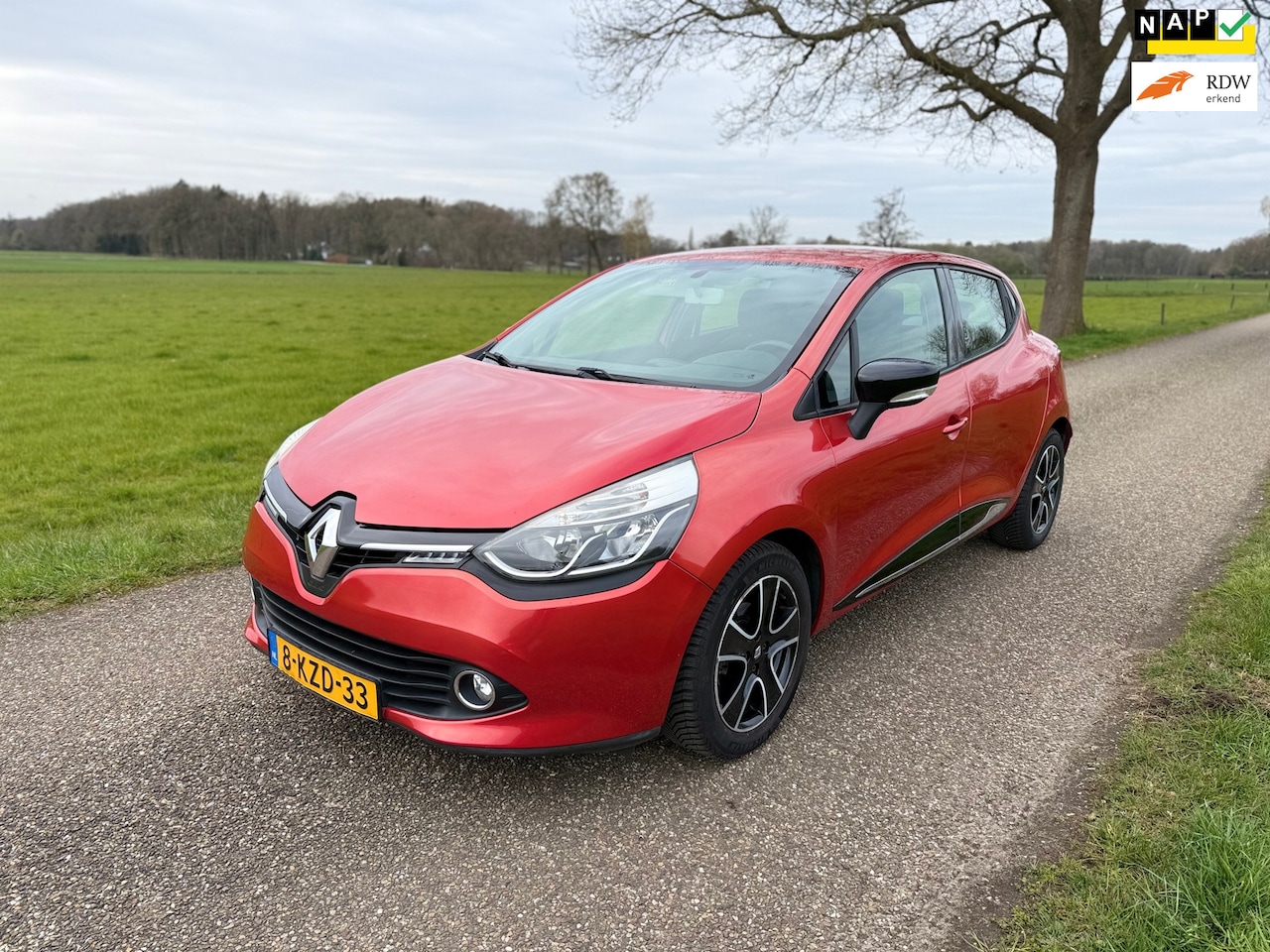 Renault Clio - 0.9 TCe NAVI / CRUISECONTROL / AIRCO / NIEUWE APK - AutoWereld.nl