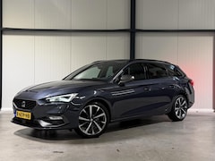 SEAT Leon Sportstourer - Leon 1.5 eTSI FR 150PK Virtual Sfeer Trekhaak Carplay