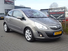 Opel Corsa - 1.4-16V Cosmo