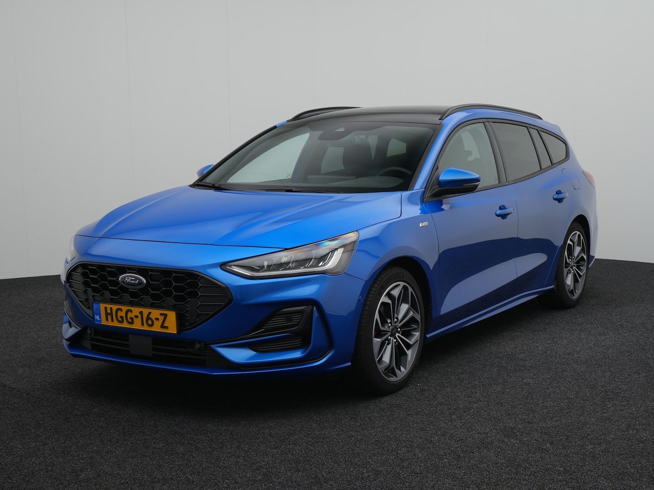 Ford Focus Wagon - 1.0 EcoBoost Hybrid ST Line X | Pano dak | 18 inch | Full LED | Trekhaak | B&O | Driver As - AutoWereld.nl