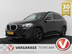 BMW X1 - SDrive18i Executive | Sportstoelen | Camera | Dealer Ond. | Cruise Control |